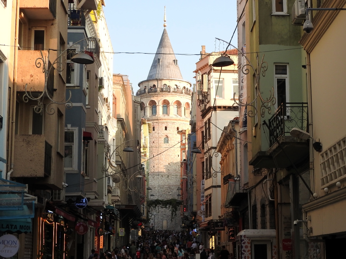 22 ISTANBUL Galata Tower